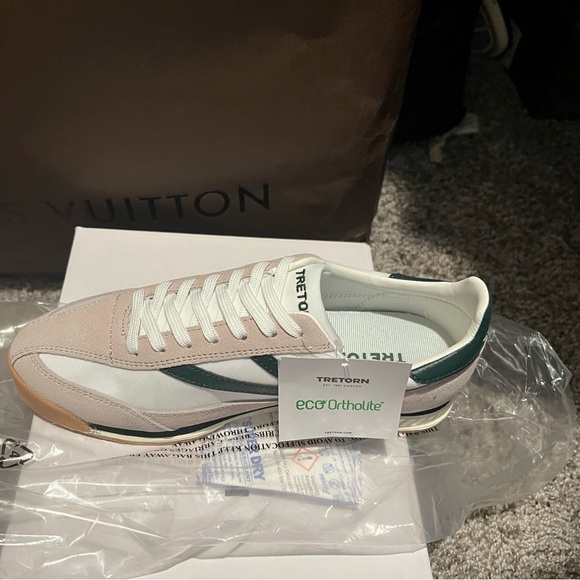 NWT TRETORN White Rawlins 2.0 Sneakers - Picture 5 of 5